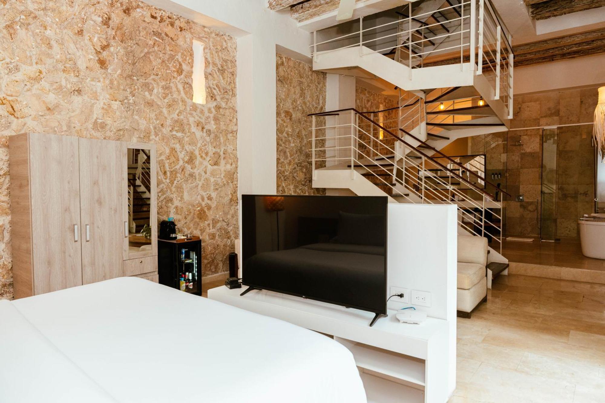 Nacar Cartagena, Curio Collection By Hilton 4*